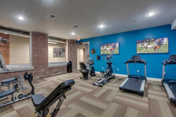 Fully-equipped fitness center